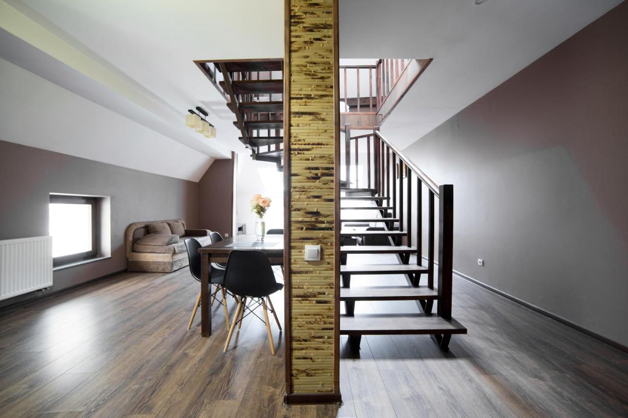 Apartments On Mitny Square إلفيف المظهر الخارجي الصورة